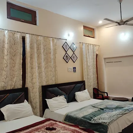 Om Palace Guest House Ayodhya Dhaam -Ac & Non Ac Rooms Exterior photo