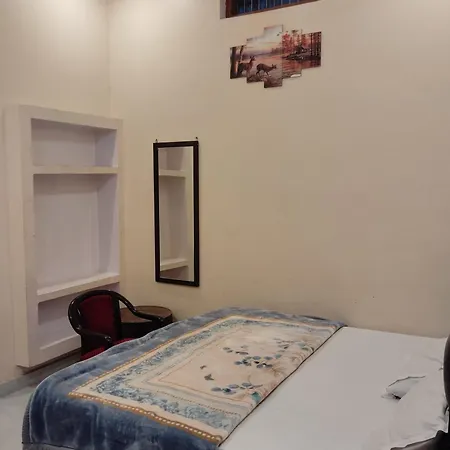 Om Palace Guest House Ayodhya Dhaam -Ac & Non Ac Rooms Exterior photo