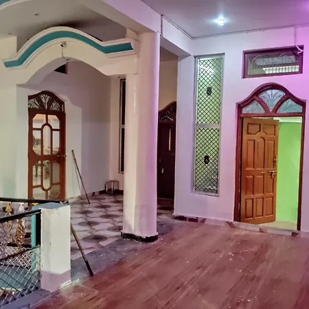 Om Palace Guest House Ayodhya Dhaam -Ac & Non Ac Rooms Exterior photo